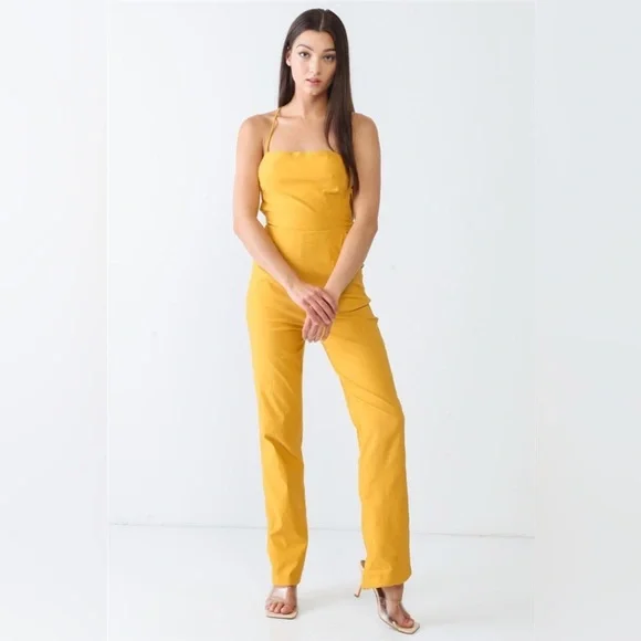 NWT-Stretch Fabric Sleeveless Crisscrossed Back Jumpsuit - Picture 11 of 13